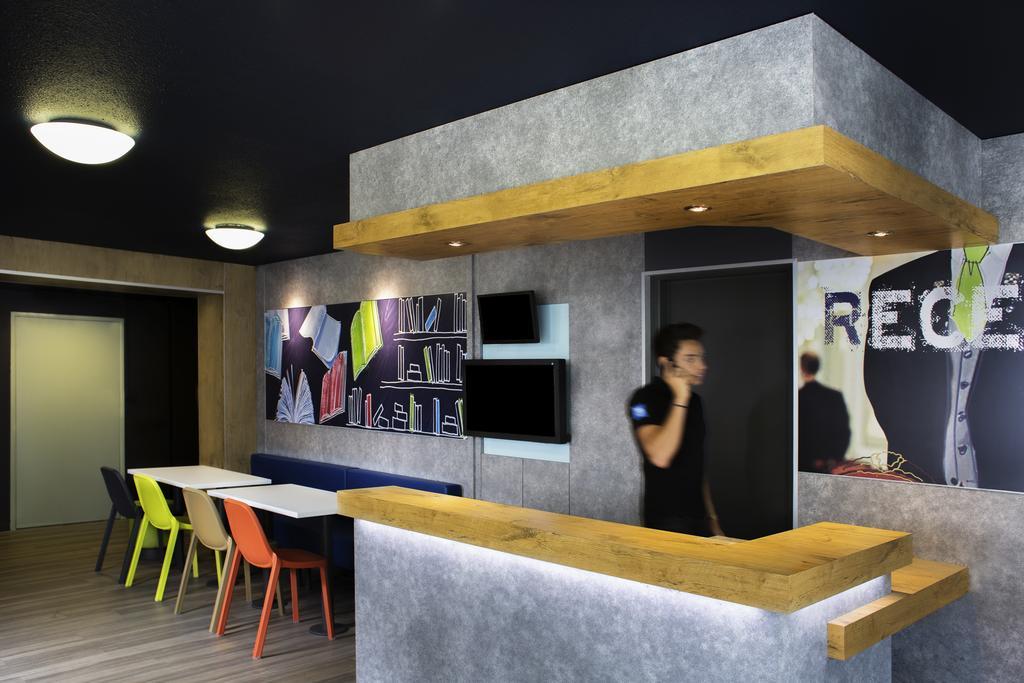 Ibis Budget Chambery Sud Challes Les Eaux Eksteriør bilde